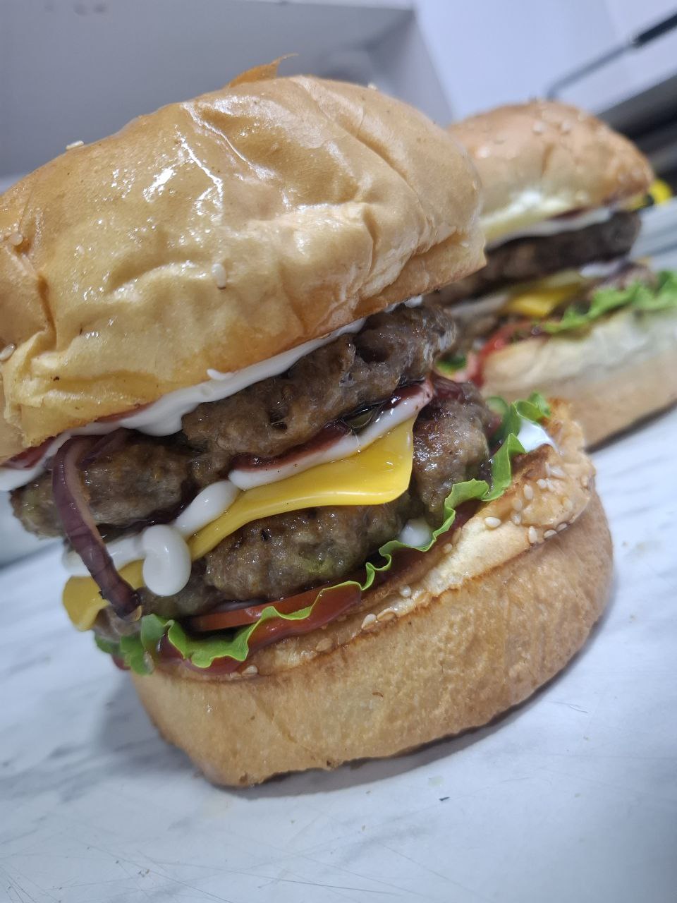 Duble kaklet chizburger